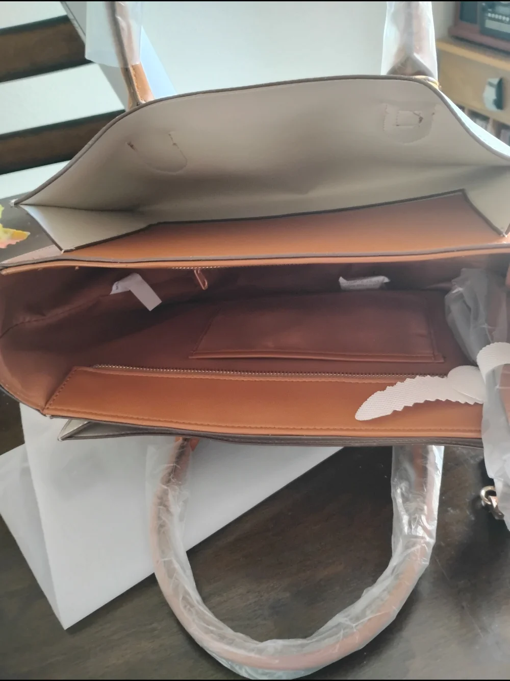 Lulu's Two-Tone White and Brown Tote Bag